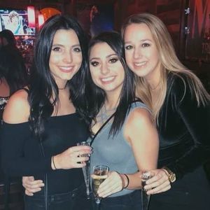 Meet your Posher, Taryn